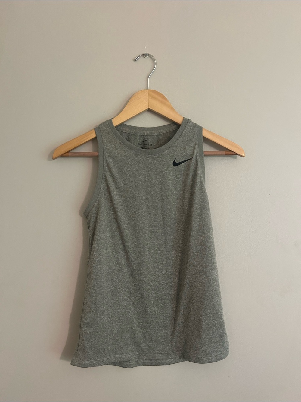 Nike Grey Athletic Sleeveless Tank Top